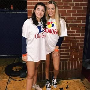 Meet your Posher, Caroline